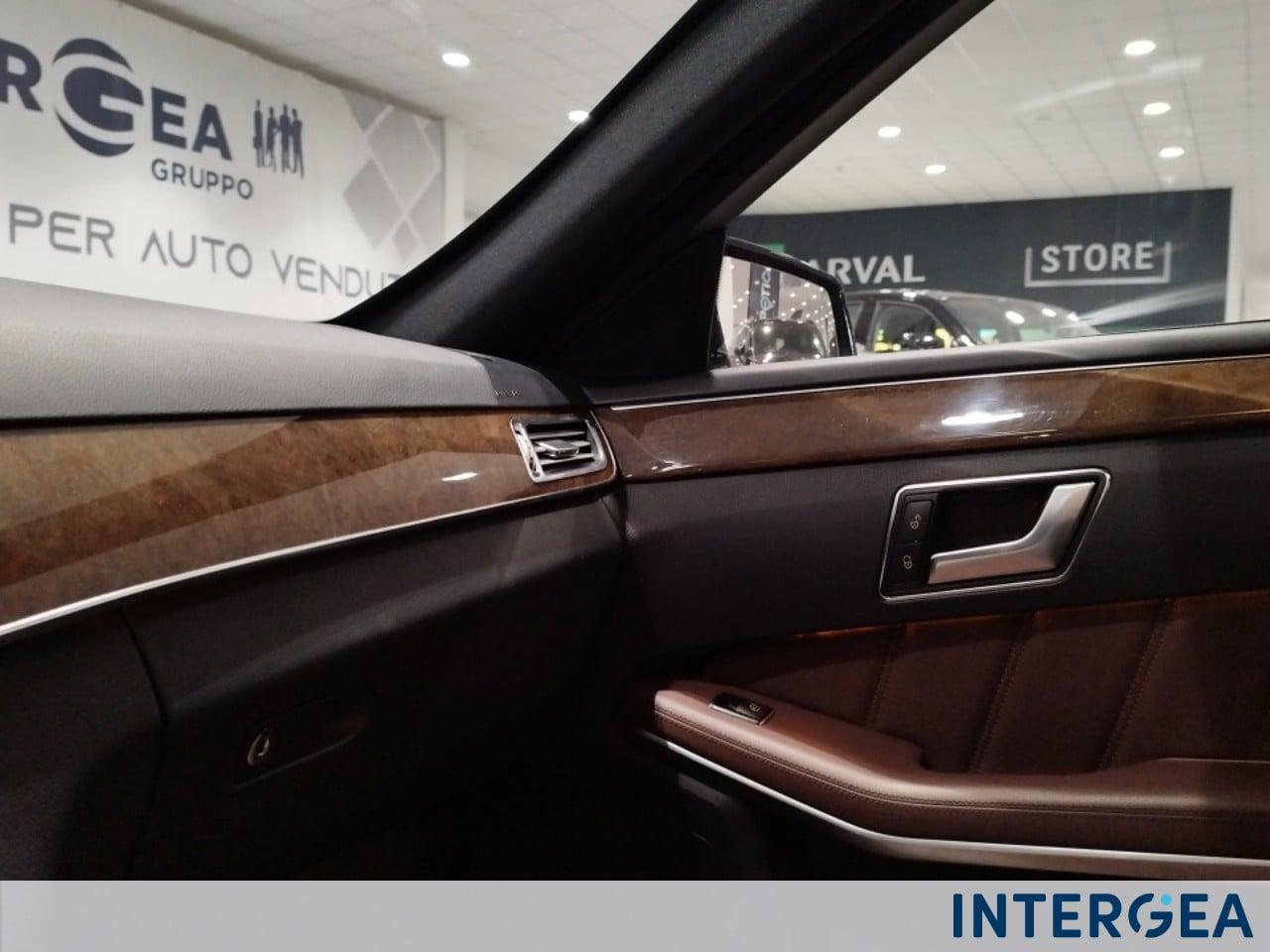 Mercedes-Benz E 350 bt Premium 252cv auto Blindata