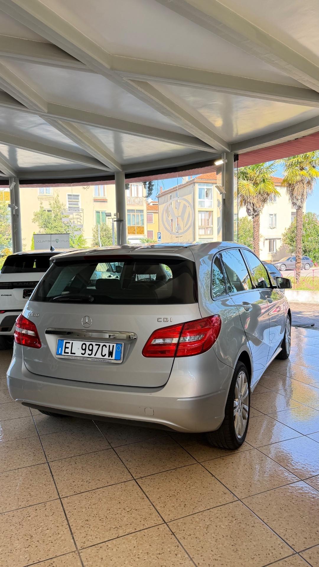 Mercedes-benz B 180 CDI BlueEFFICIENCY Premium