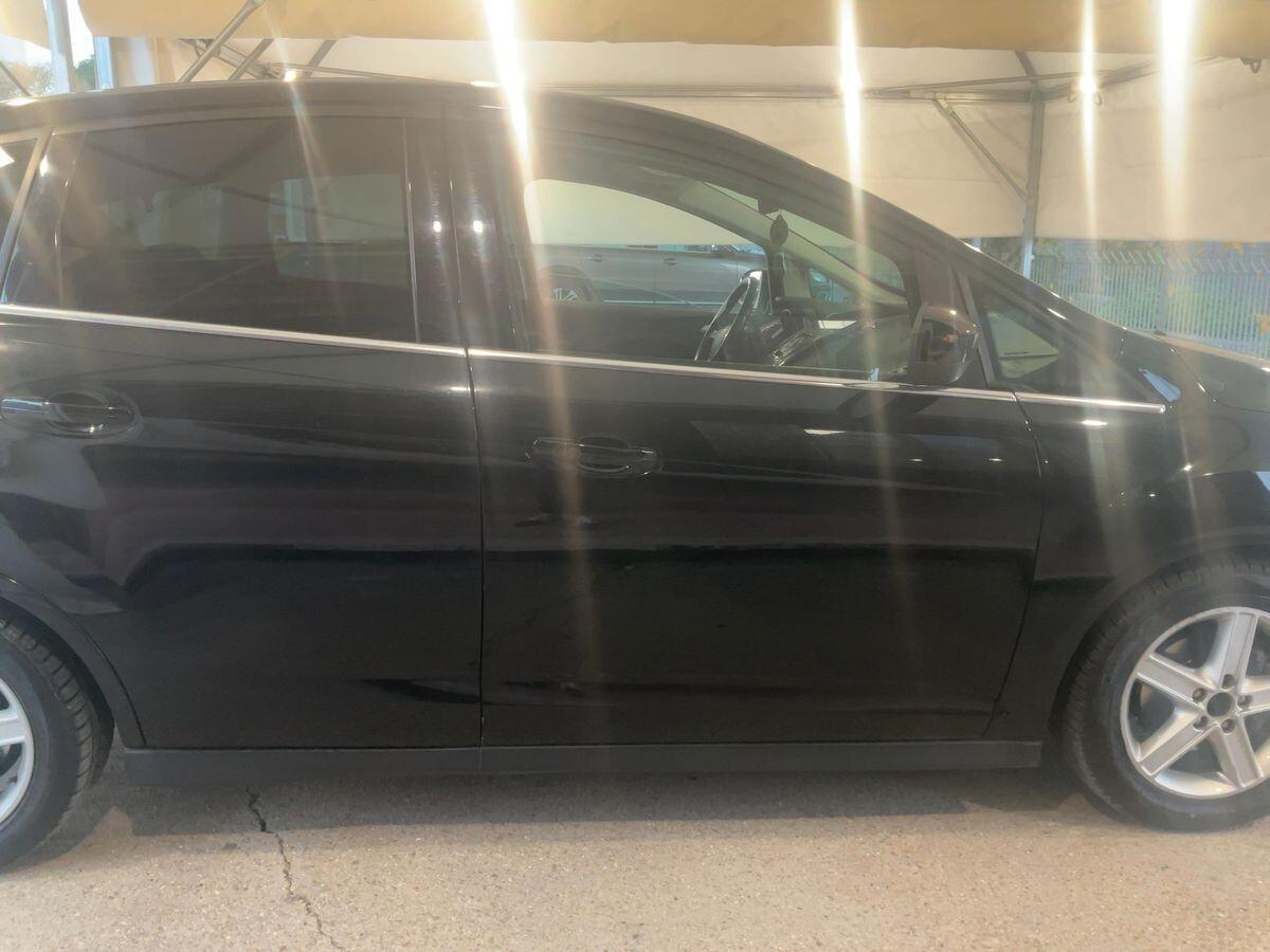 Ford C-Max 1.6 TDCi 115CV Titanium