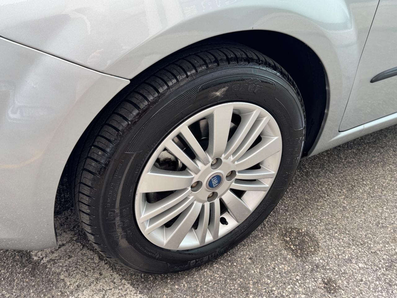 Fiat Grande Punto 1.3 MJT 90 CV Emotion