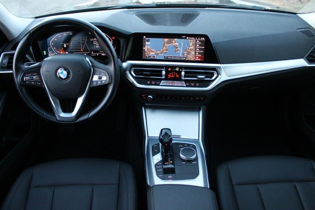 BMW Serie 3 Aut. 318 d *Pelle *Carplay