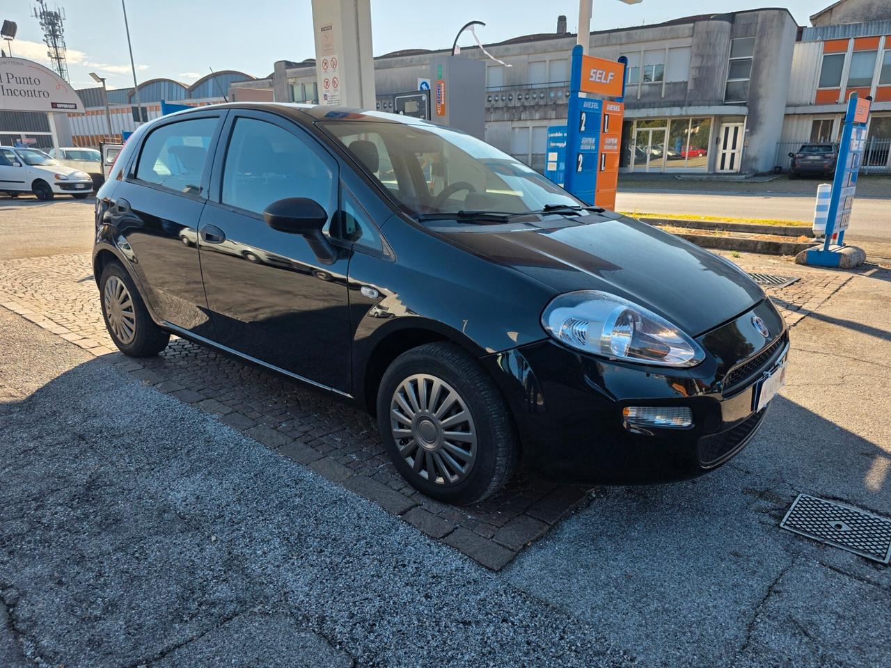 Fiat Punto 1.3 MJT II 75 CV 3 porte Lounge con 238.000km