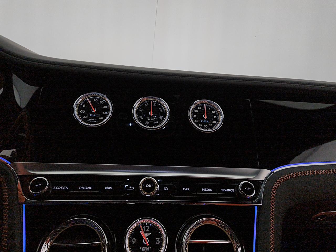 Bentley Continental GTC 550cv First Edition