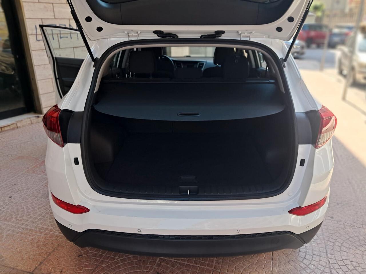 HYUNDAI TUCSON 1.7 Diesel 115 CV-(11/2017)-Euro10890