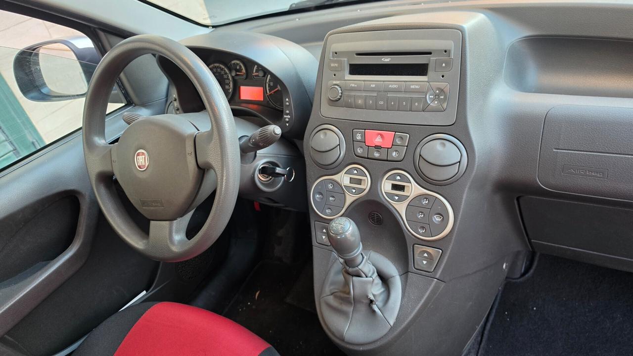 Fiat Panda 1.2 BENZINA - - Anno 2010--