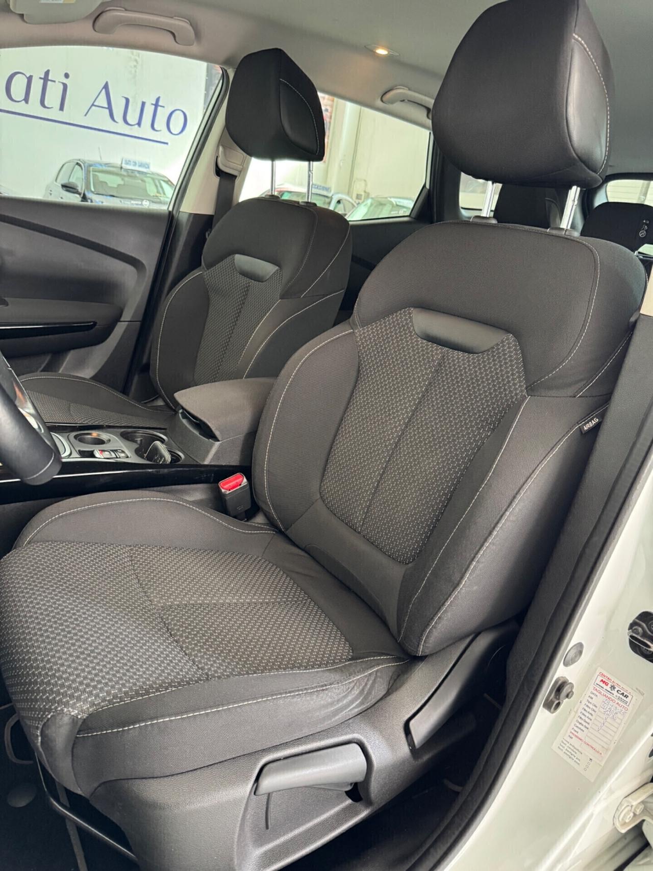 Renault Kadjar dCi 8V 110CV EDC Energy Intens