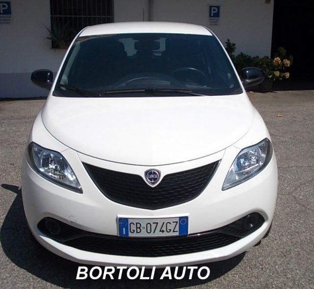LANCIA Ypsilon 1.2 GOLD 52.000 KM IDONEA PER NEOPATENTATI