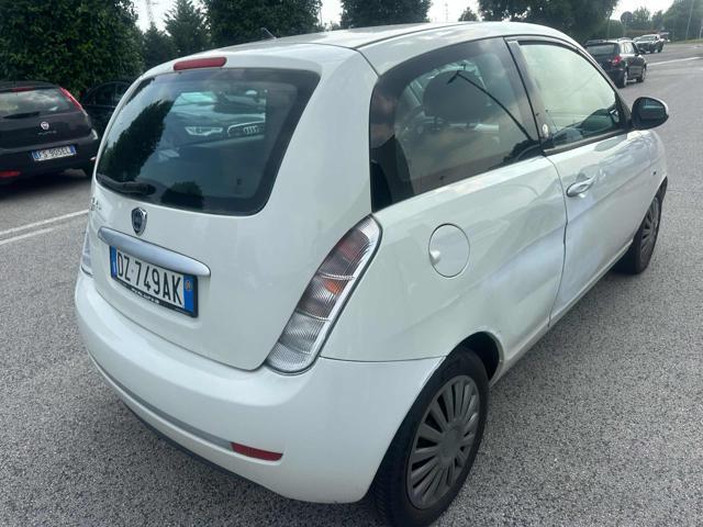 LANCIA Ypsilon Stupenda Bellissima 1.4 E-Collection Ecochic GPL