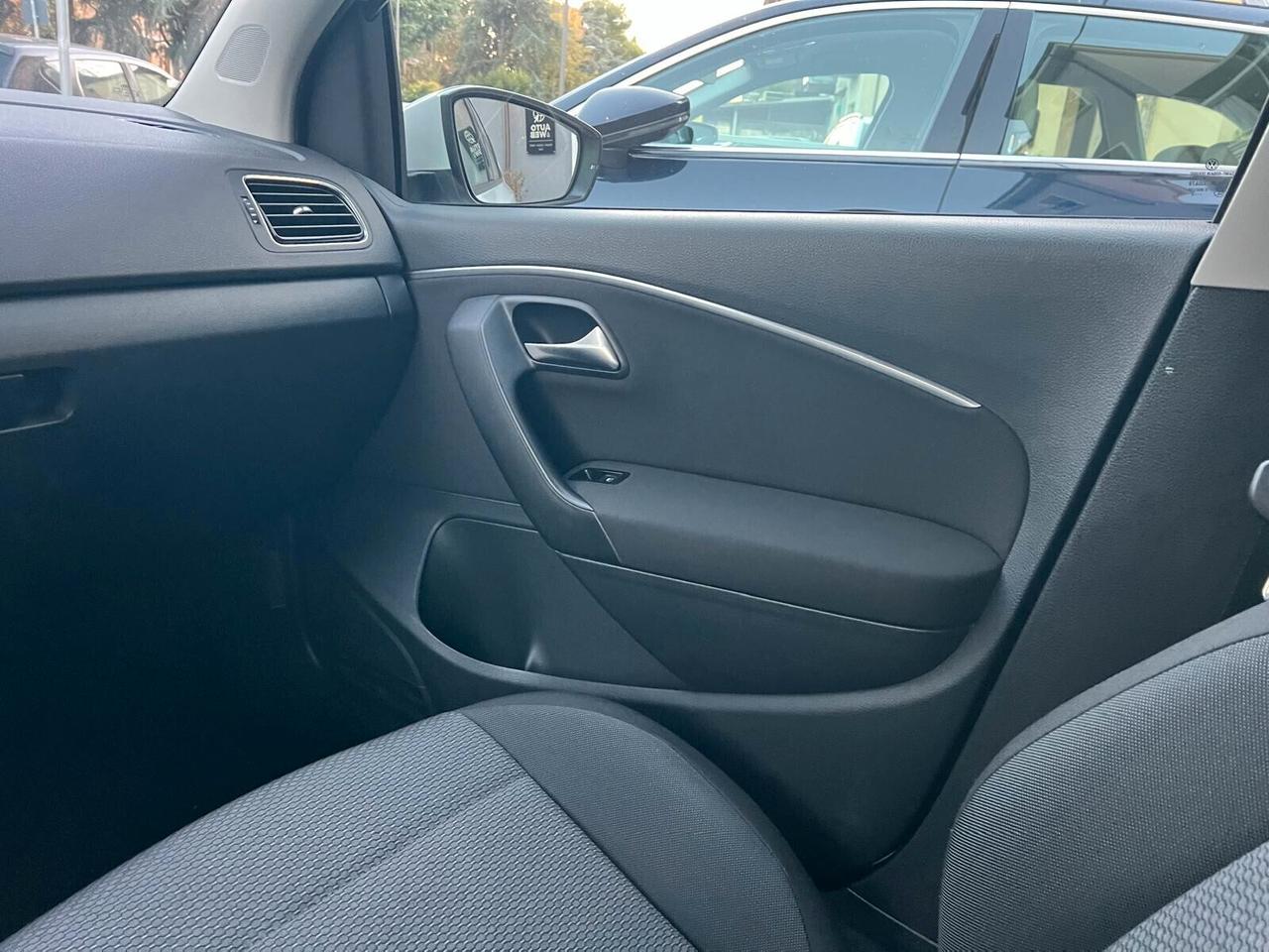 VW POLO 1.4 TDI 90cv DSG 5p BlueMotion TECH NEOPAT