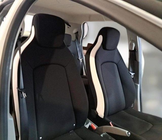RENAULT ZOE Life R90
