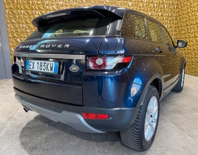 Land Rover Range Evoque 2.2 TD4 5p. Pure