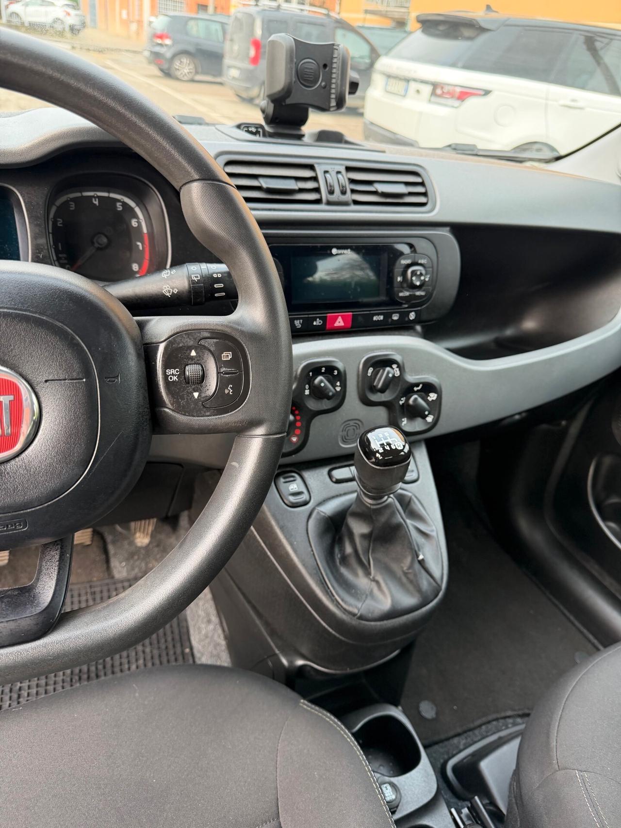 Fiat Panda 1.0 hybrid - NEOPATENTATI - 12 MESI DI GARANZIA -