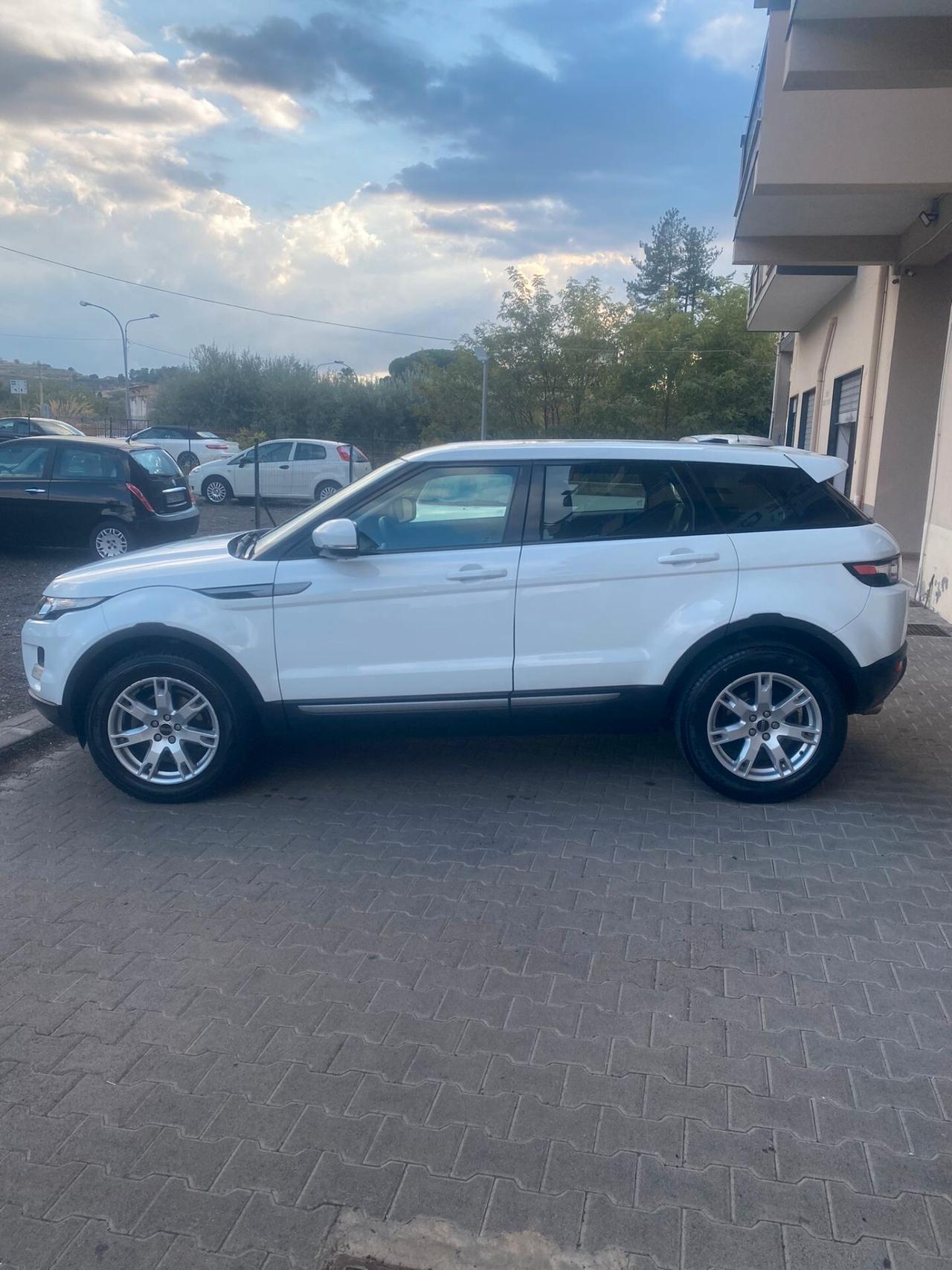 Land Rover Range Evoque 2.2 Sd4 5p. Dynamic