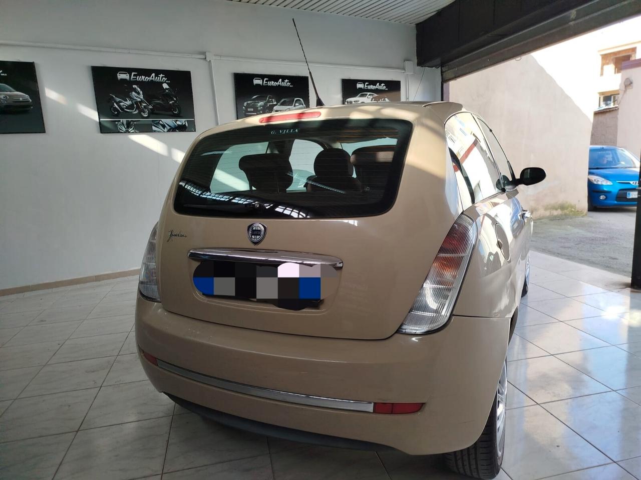 Lancia Ypsilon 1.4 benzina CON GARANZIA