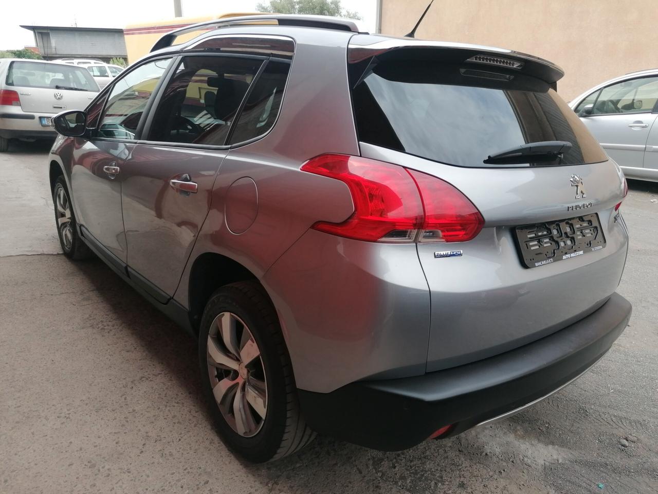 Peugeot 2008 BlueHDi 100 Allure