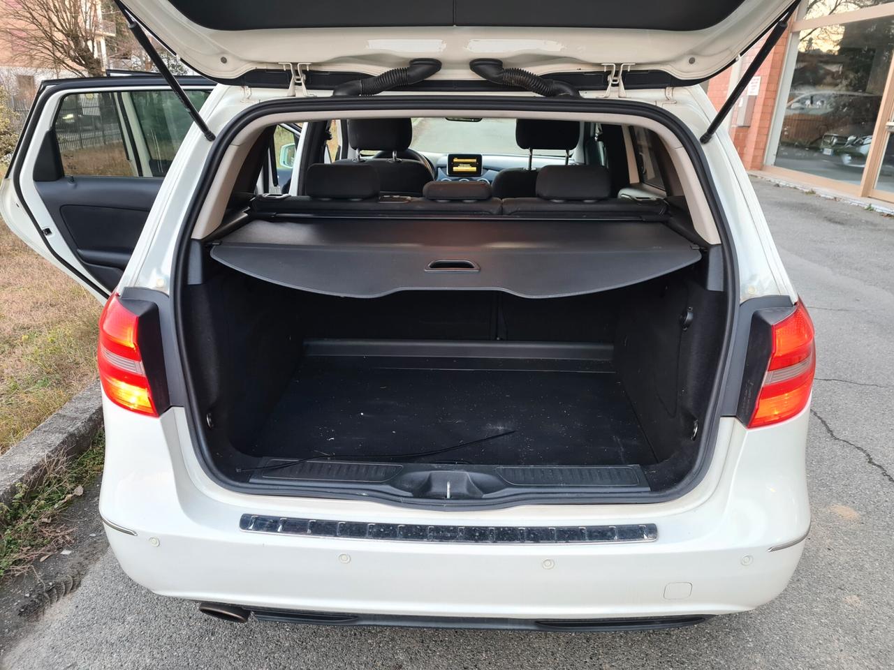 Mercedes-benz B 200 BlueEFFICIENCY Executive