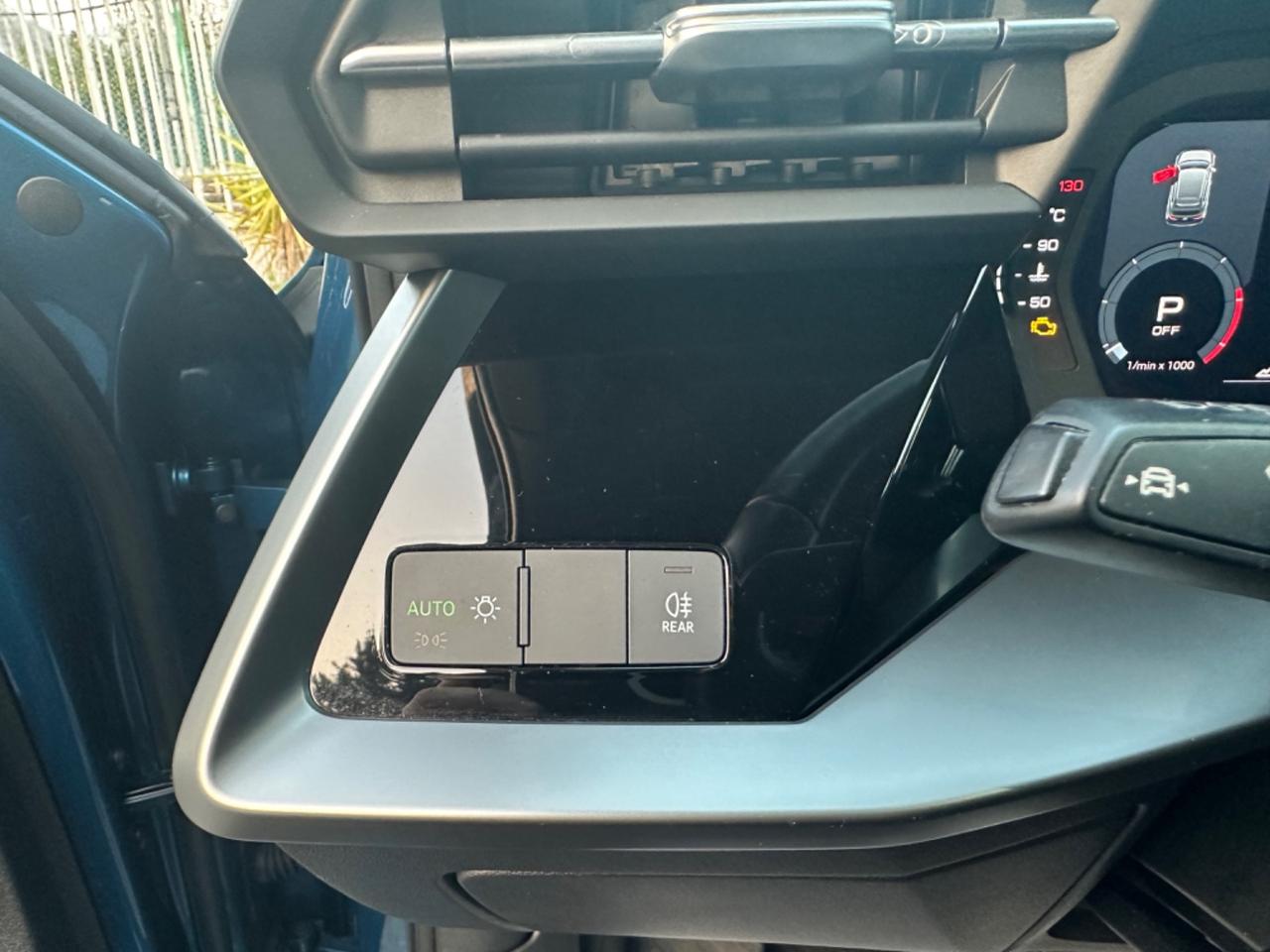 Audi A3 30 TDI S tronic Advanced/UniPro/Cockpit