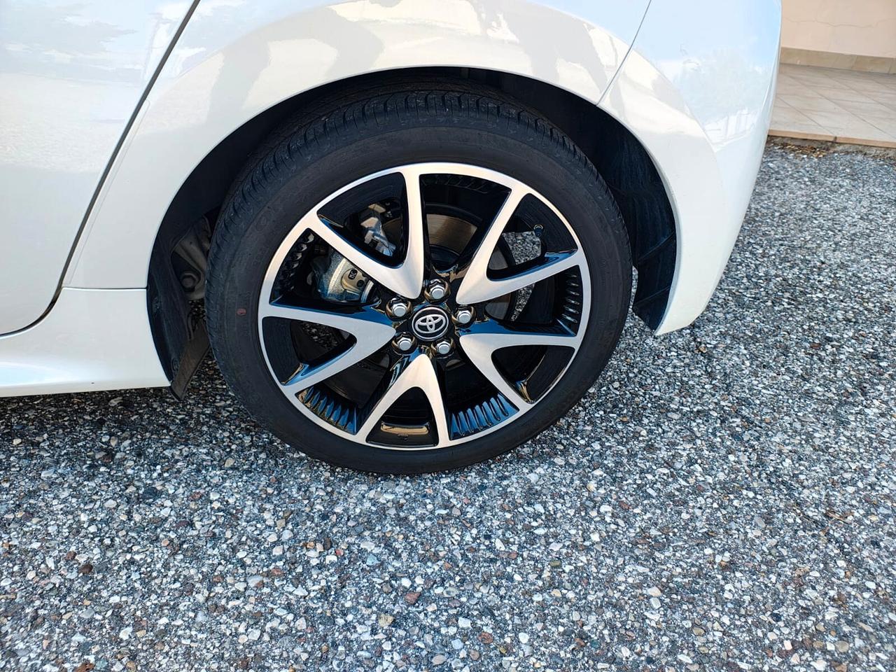 Toyota Yaris 1.5 Hybrid 5 porte Style