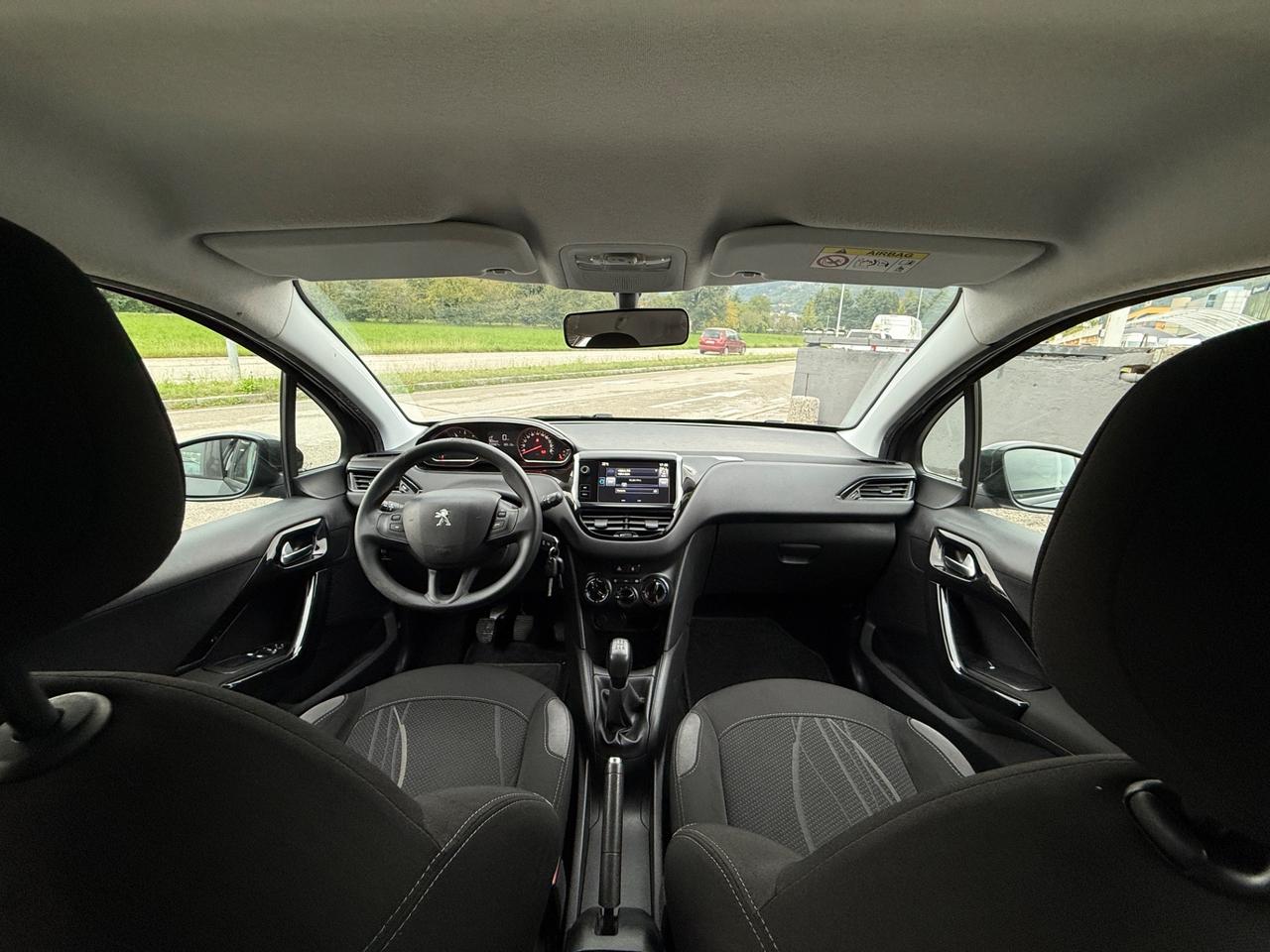 Peugeot 208 1.4 HDi 68 CV 5 porte OK NEO PATENTATI