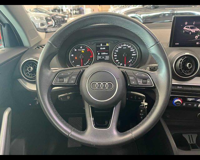 AUDI Q2 30 TDI S tronic Business Plus