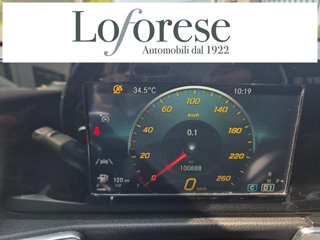 MERCEDES-BENZ GLB 180 d Automatic Premium