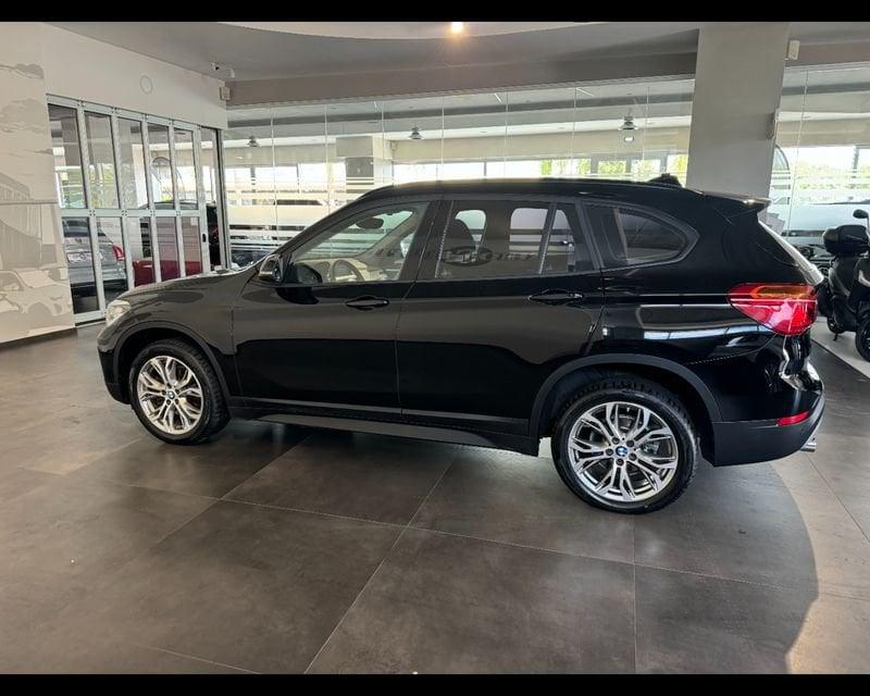 BMW X1 (F48) sDrive18d Business