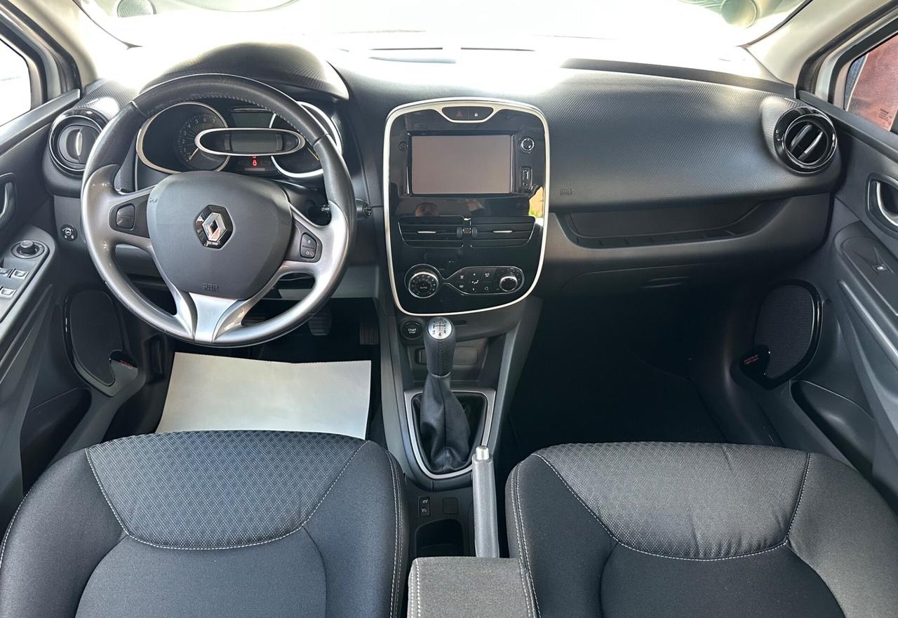 Renault Clio 1.2 75CV GPL led cerchi in lega ma i sensori di parcheggio