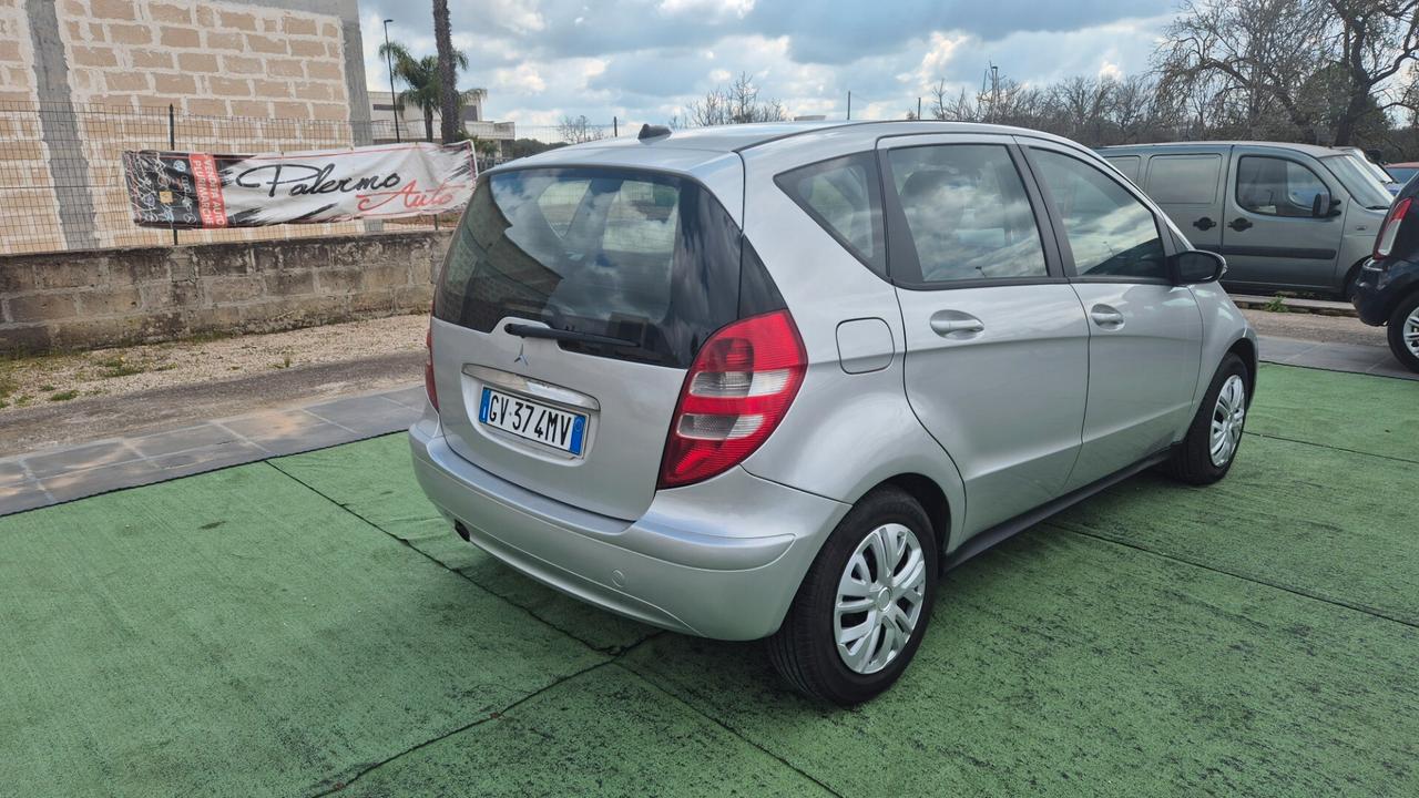 Mercedes-benz A 150 160 BlueEFFICIENCY Elegance