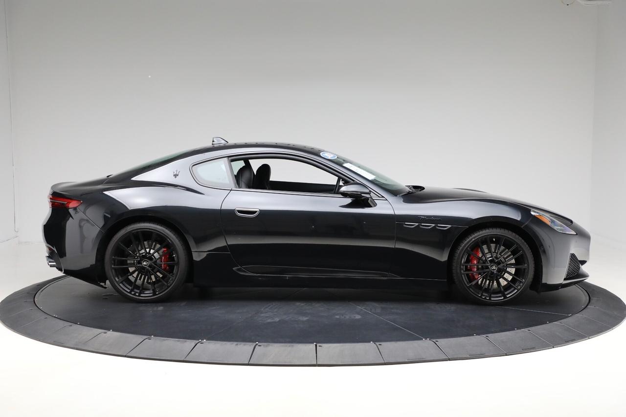 Maserati GranTurismo V6 550 CV AWD Trofeo NOLEGGIO LUNGO TERMINE - LEASING FULL INCLUSIVE