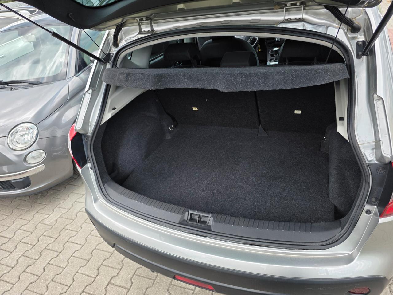 Nissan Qashqai 2.0 dCi DPF Tekna
