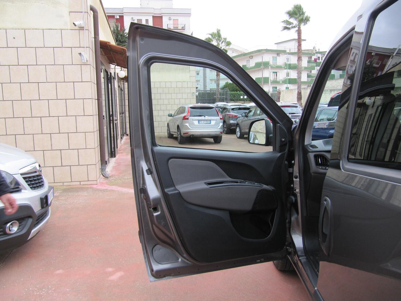 Fiat Doblo 1.6 MJT 16V 105CV Lounge