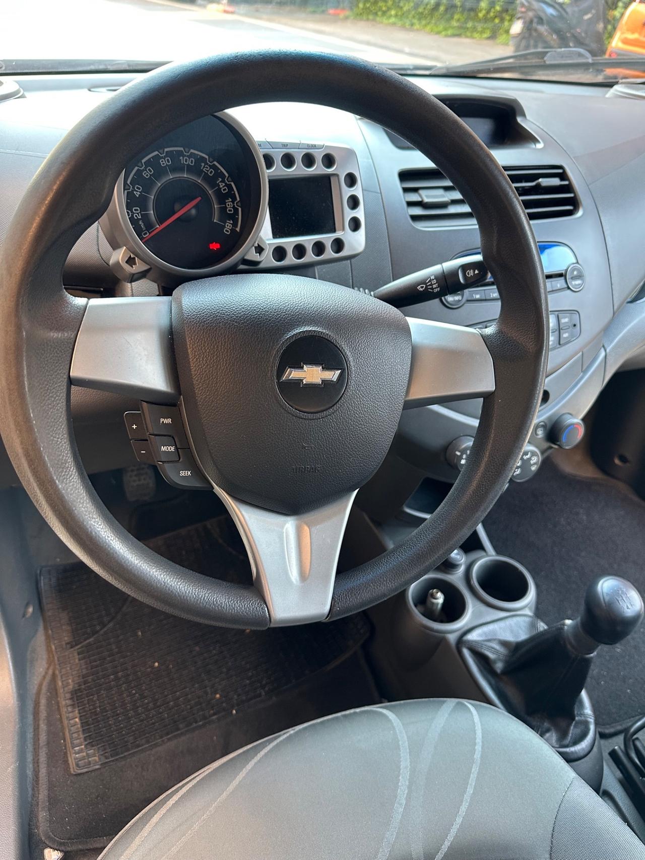Chevrolet Spark 1.0 GPL Eco Logic Pink Lady Special Edition