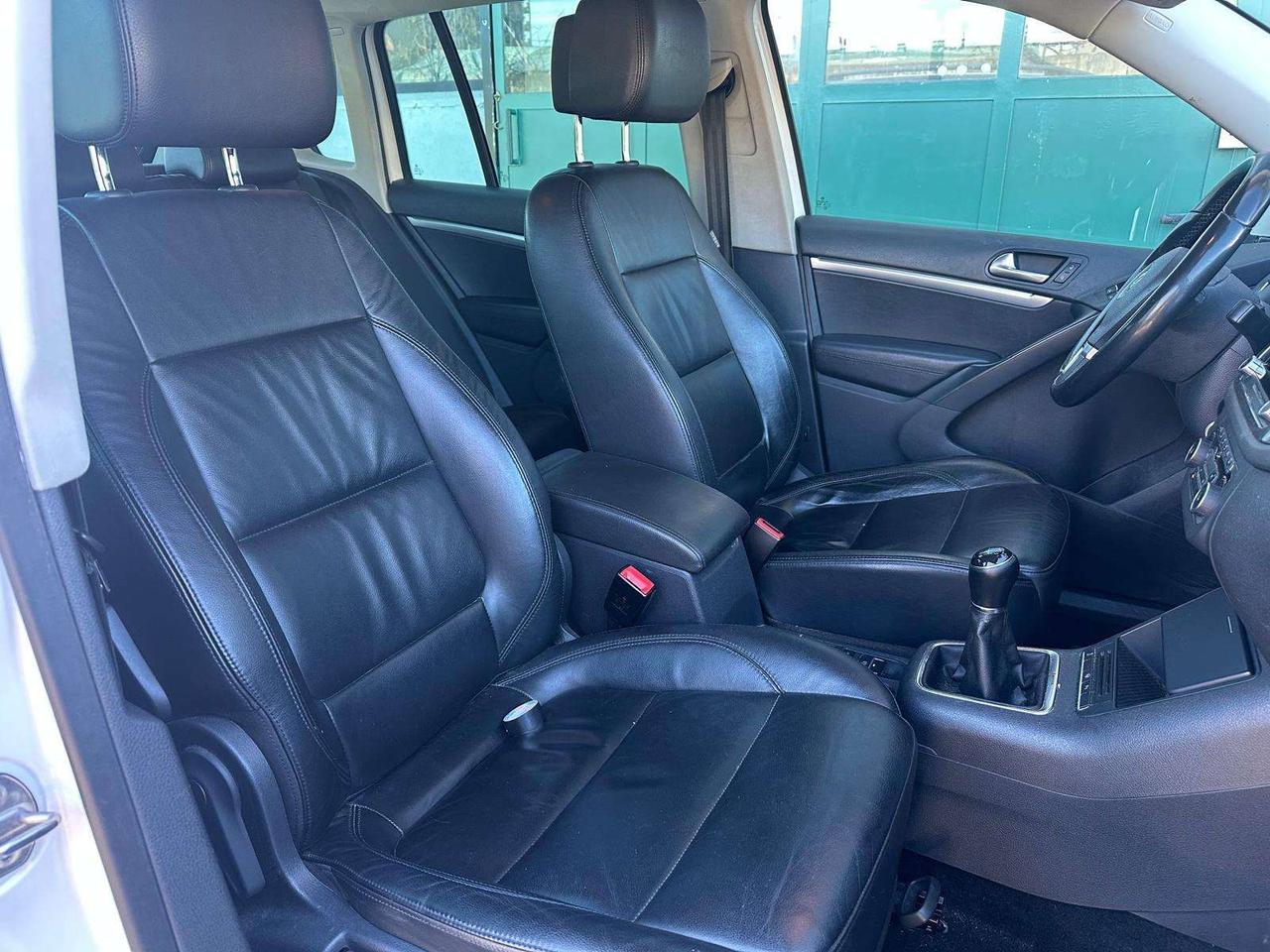 Volkswagen Tiguan Tiguan 2.0 tdi Sport 4 motion interno pelle