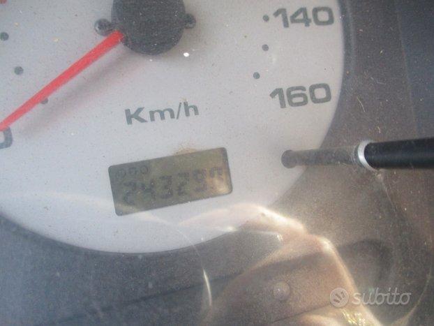 Nissan Cabstar 3000 120CV RIBALTABILE TRILATERALE