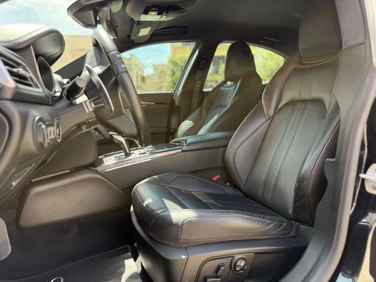Maserati Ghibli V6 3.0 430 CV SQ4 Gransport 360 HARMAN KARDON
