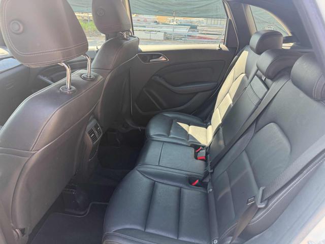 MERCEDES-BENZ B 180 BlueEFFICIENCY Premium senza nessun lavoro da fare