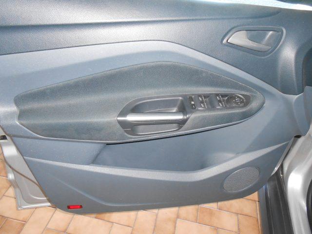 FORD C-Max 1.0 TITANIUM OK NEOP.