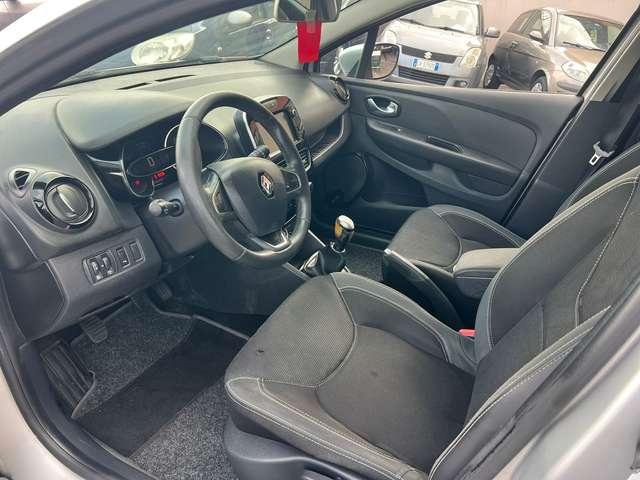 Renault Clio Clio 1.2 16v Intens 75cv