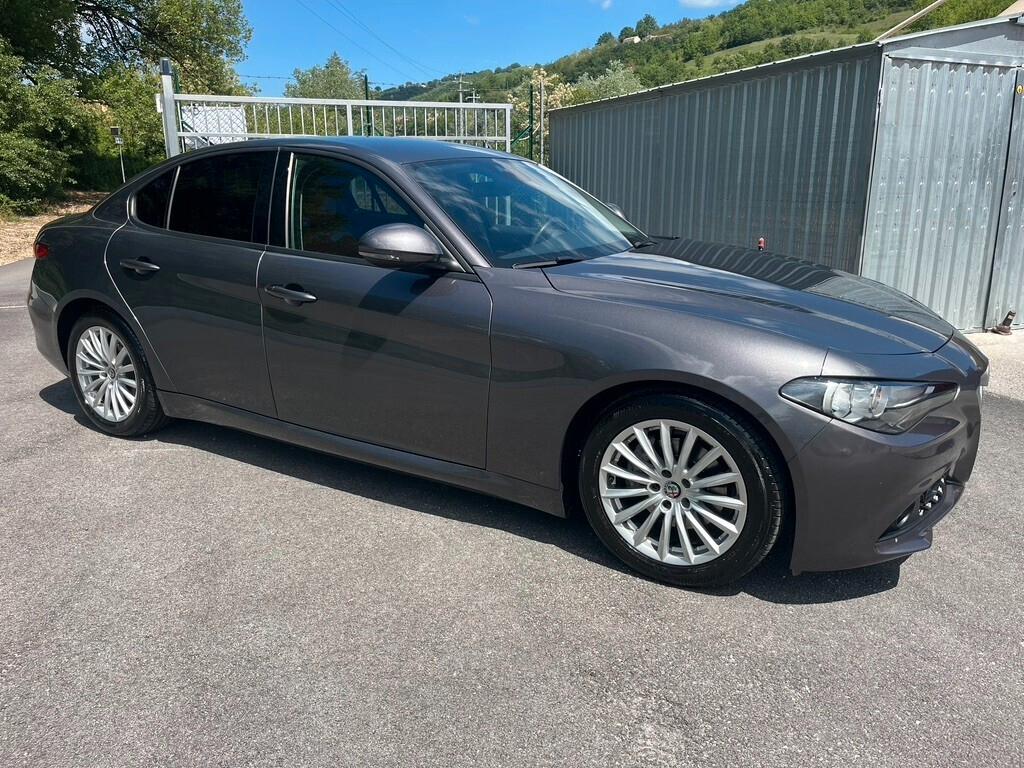 Alfa Romeo Giulia 2.2 Turbodiesel 136 CV AT8 Super