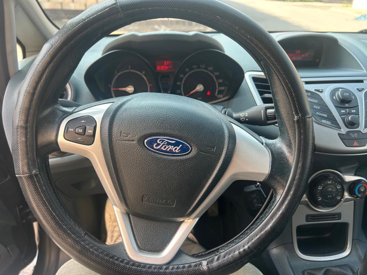 Ford Fiesta 1.6 TDCi 95CV 3 porte Tit.