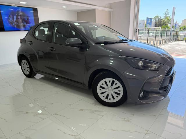 TOYOTA Yaris 1.0 5 porte Active