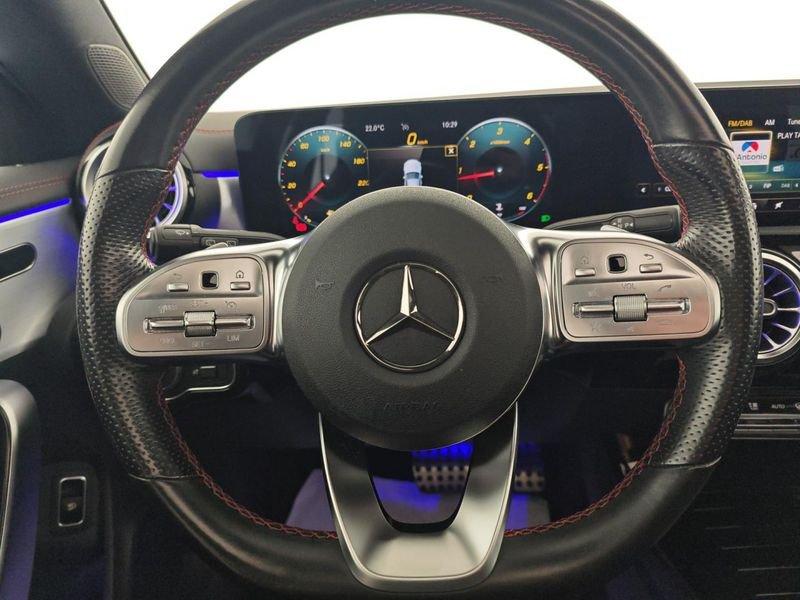 Mercedes-Benz CLA 200 d Automatic Shooting Brake Premium