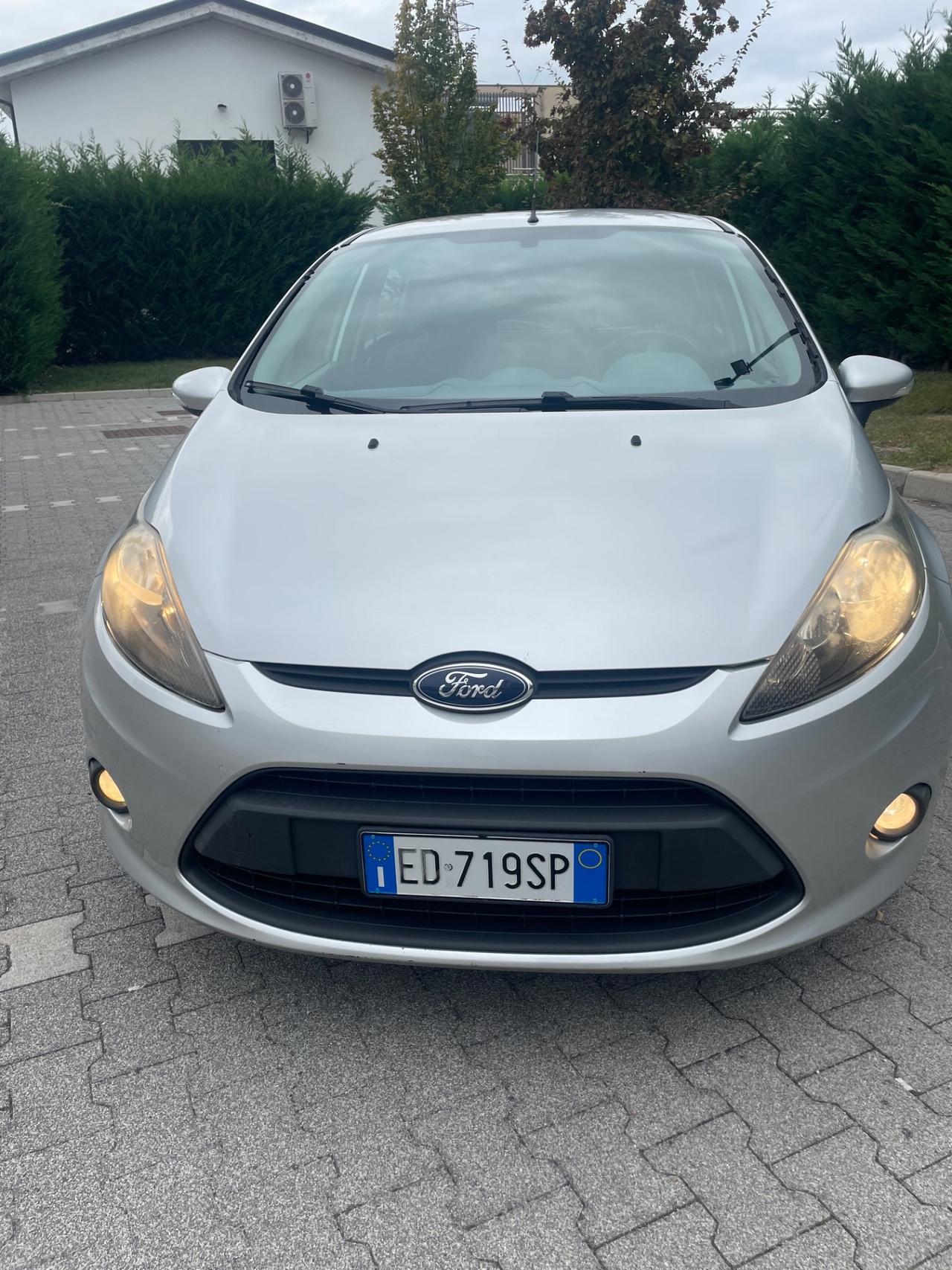 Ford Fiesta 1.2 benzina 5p. Titanium euro(5)