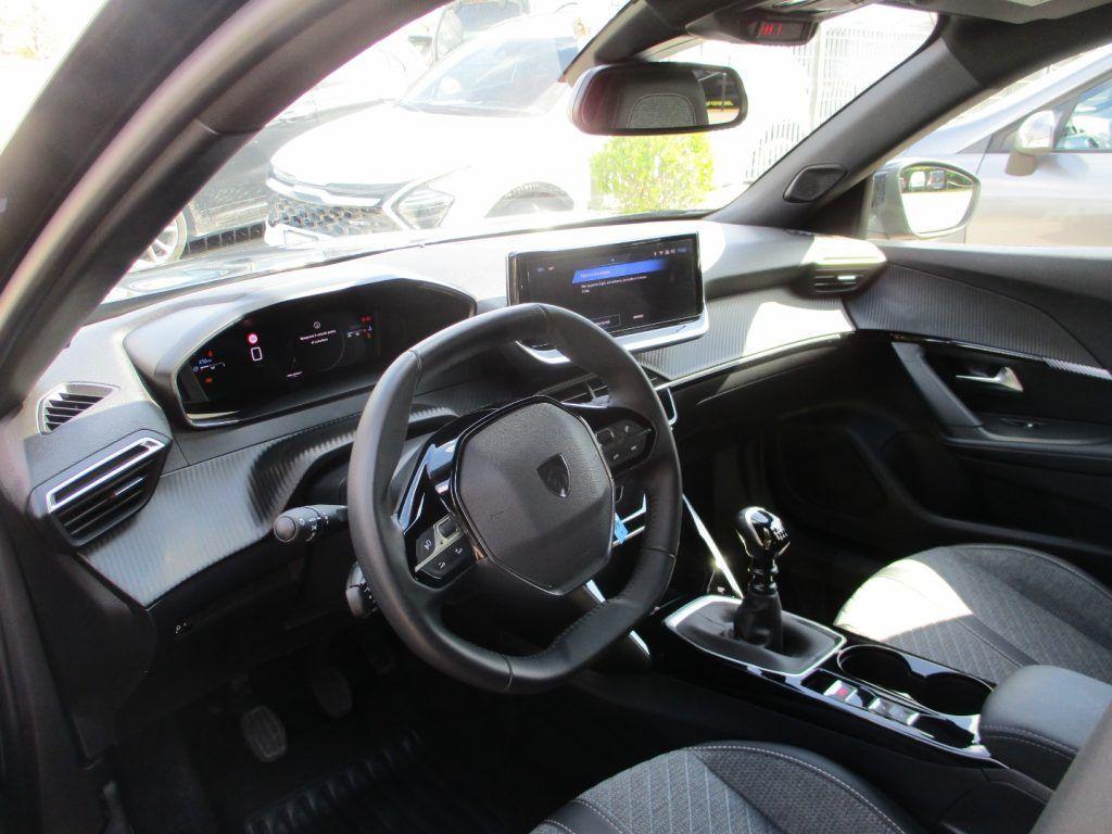 Peugeot 2008 PureTech 100 S&S Allure CarPlay/Led/Navi