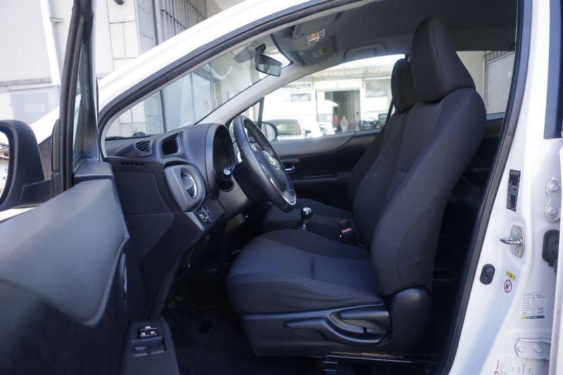 Toyota Yaris Toyota Yaris 1.0 5 porte Lounge Unicoproprietario