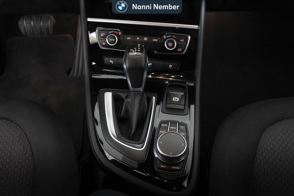 BMW Serie 2 Active Tourer 218 d Advantage xDrive Auto