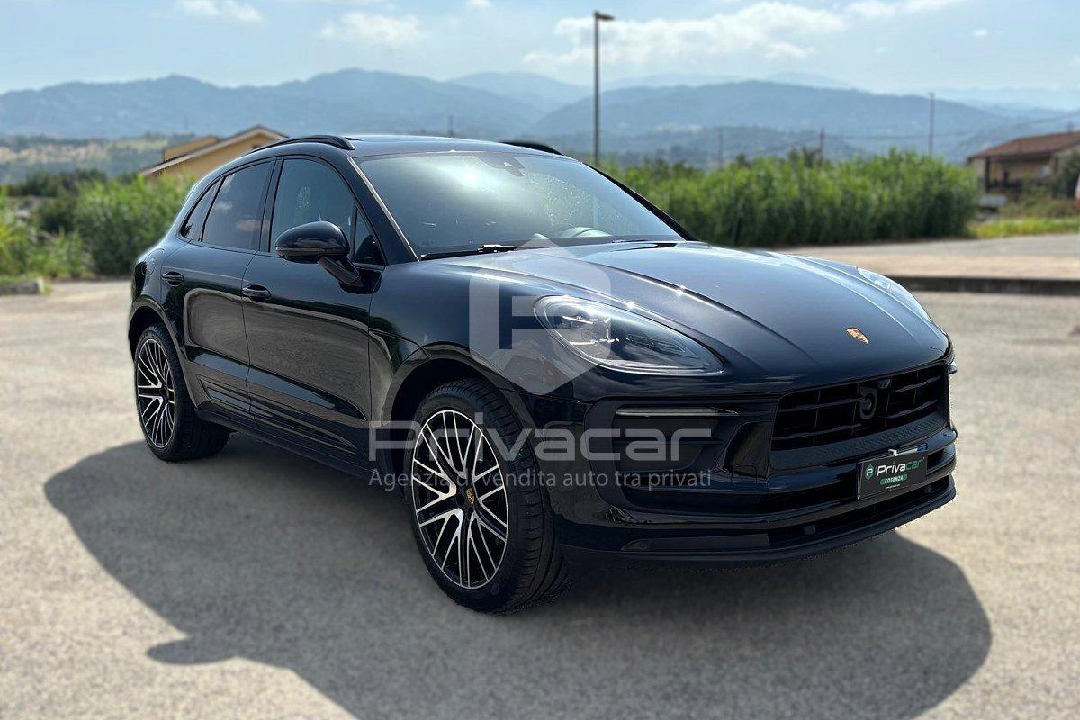 PORSCHE Macan 2.0
