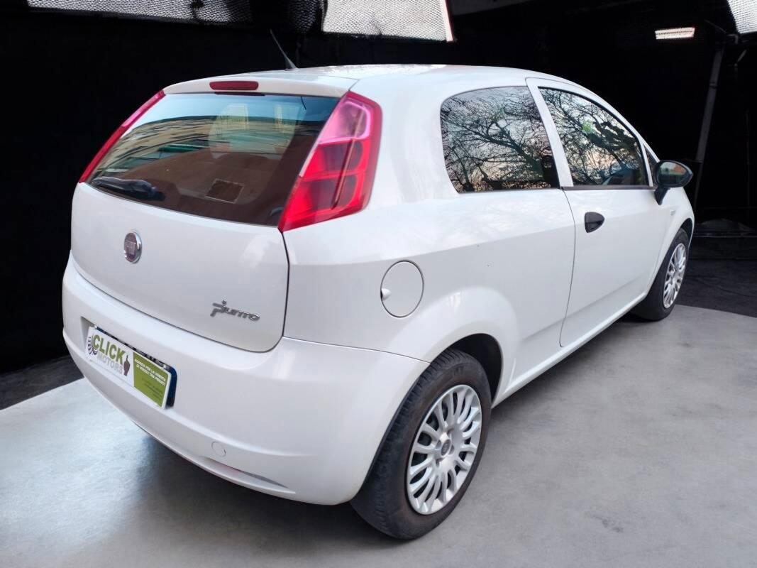 Fiat Punto III Punto III 2012 Om Autocarro