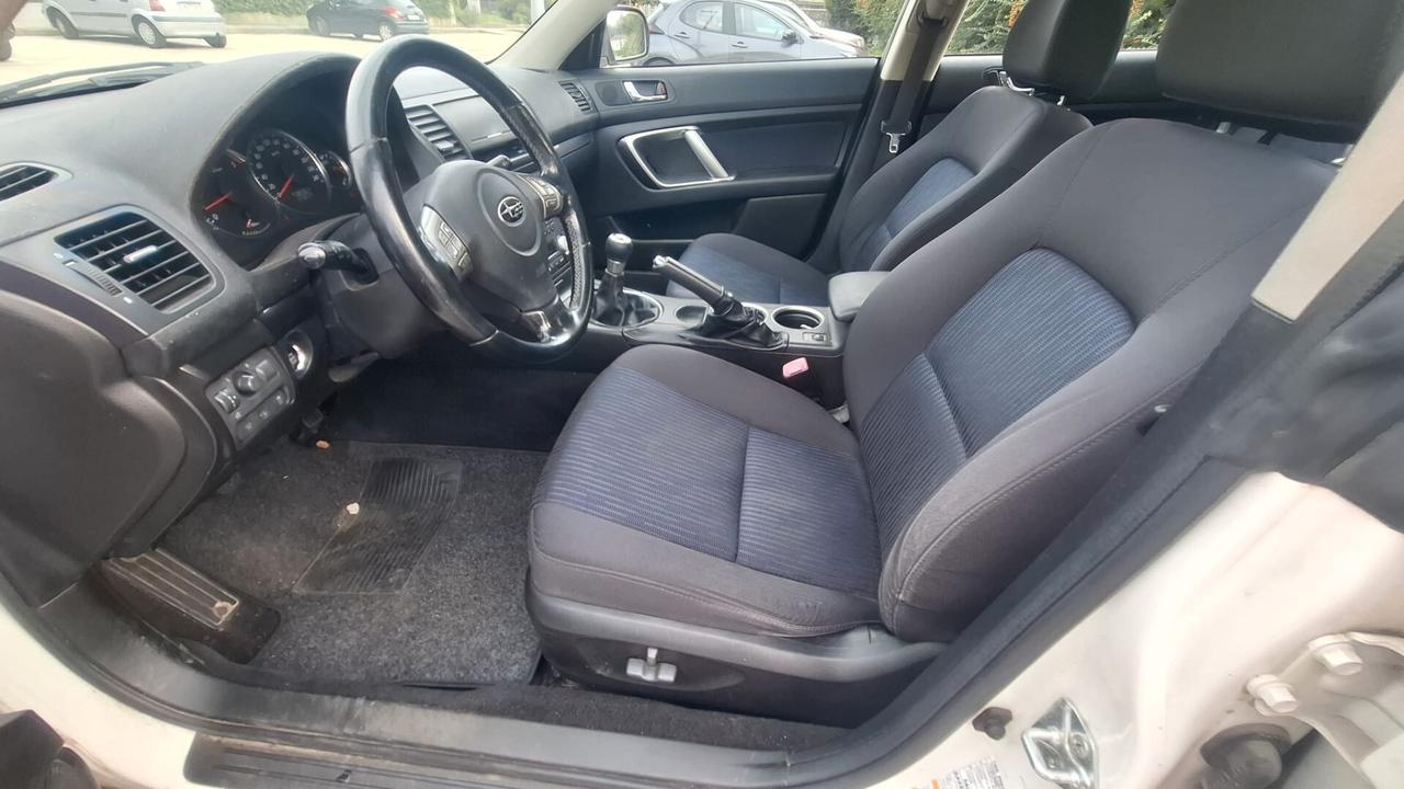 Subaru OUTBACK 2.0D 16V CM