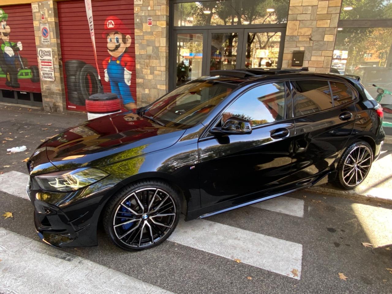 Bmw M 135i xDrive PERFORMANCE TETTO 19”H&K BLACK